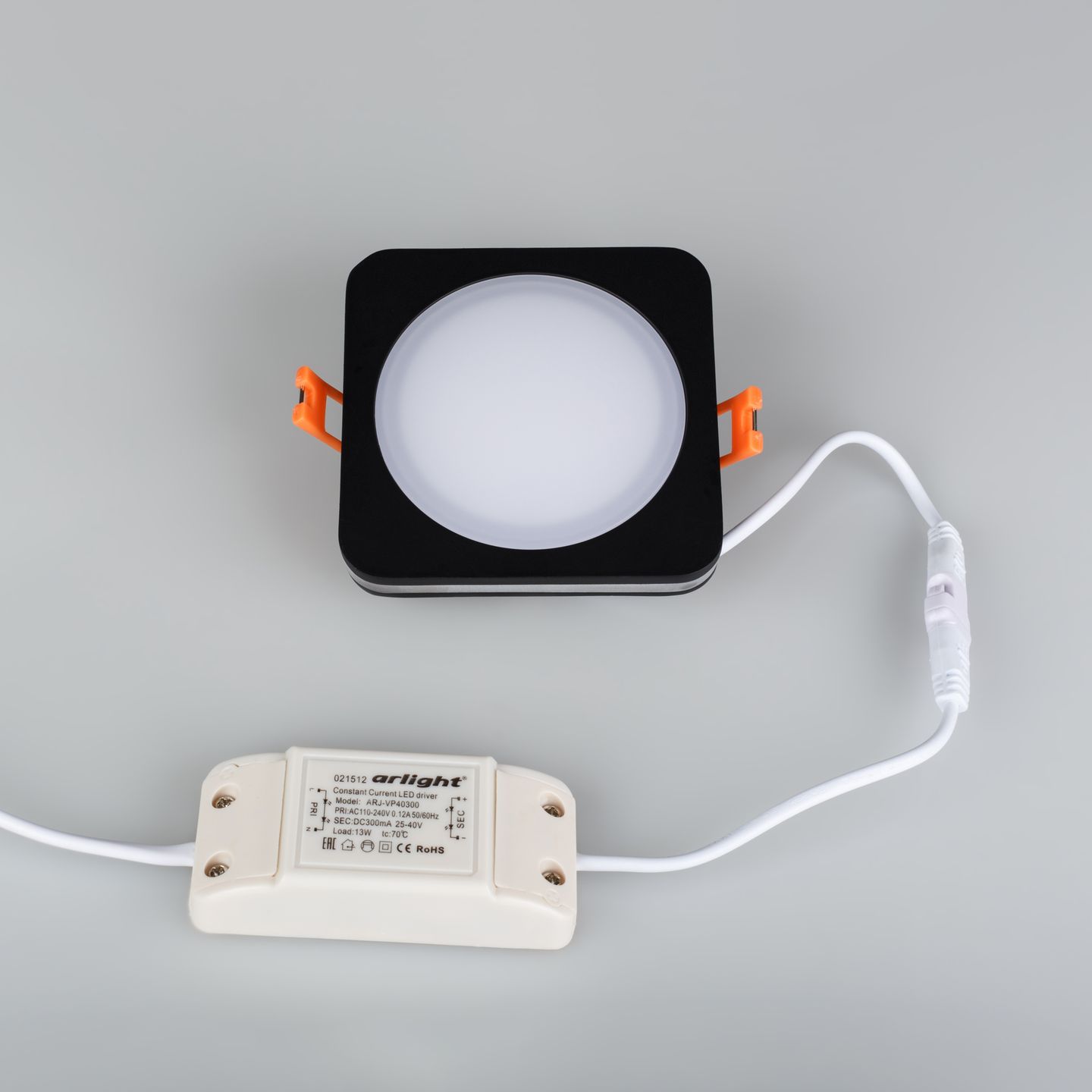 b_DL-12400-0767.jpg