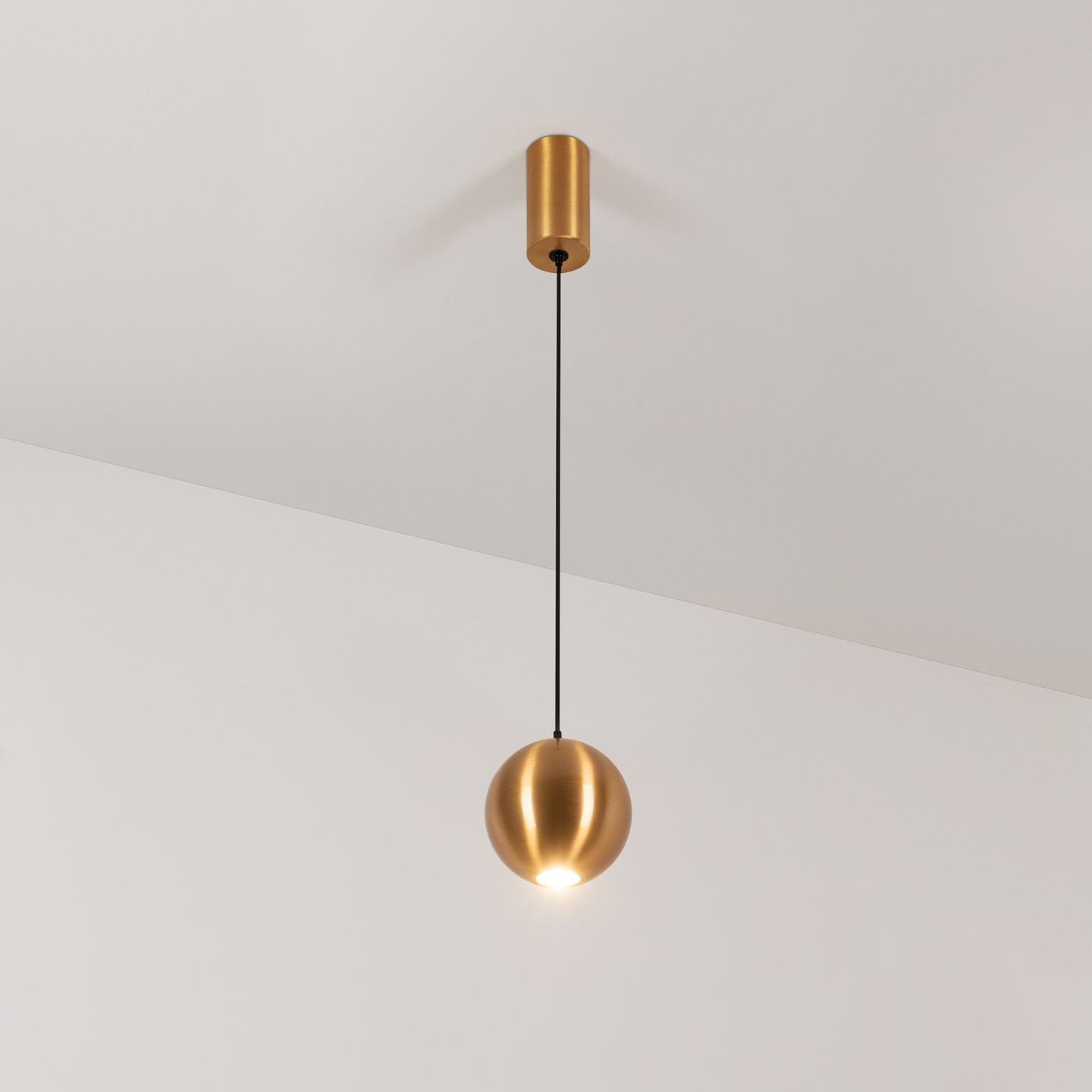 b_DL-12400-0161.jpg